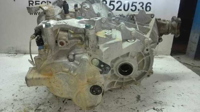 Silnik w komplecie M9R NISSAN