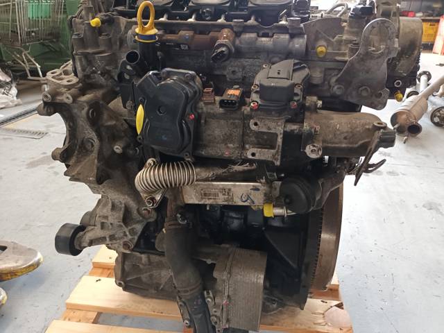 Silnik w komplecie Renault Trafic 2 FL