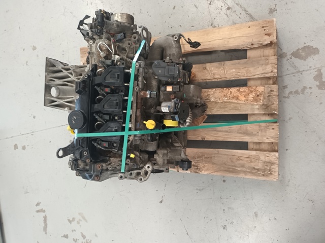 Silnik w komplecie Renault Trafic 2 FL