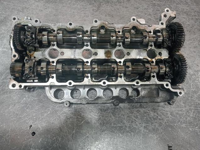 Głowica cylindrów Renault Vel Satis BJ0