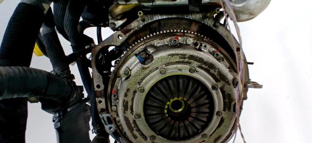 Głowica cylindrów Renault Vel Satis BJ0