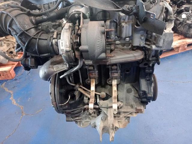 Głowica cylindrów Renault Vel Satis BJ0