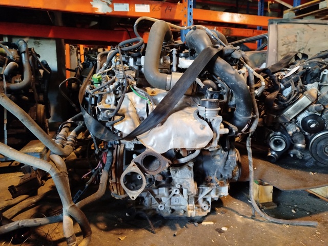 Silnik w komplecie Renault Master 3 FV, JV