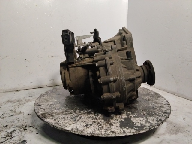 Mechaniczna skrzynia biegów w komplecie MAL VAG