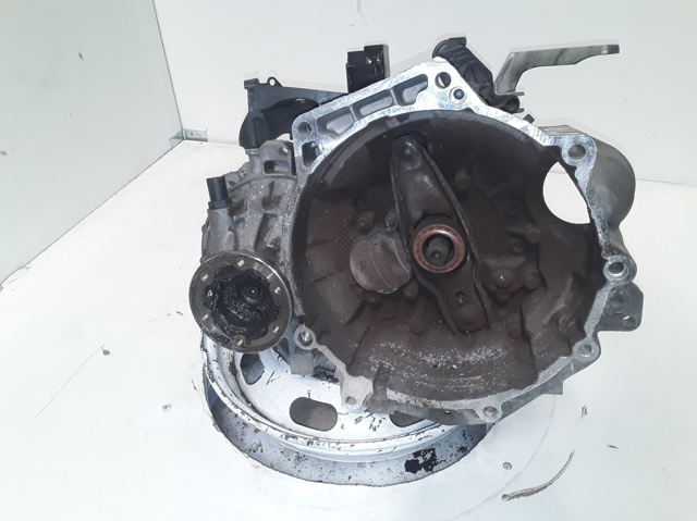 Mechaniczna skrzynia biegów w komplecie MAL VAG