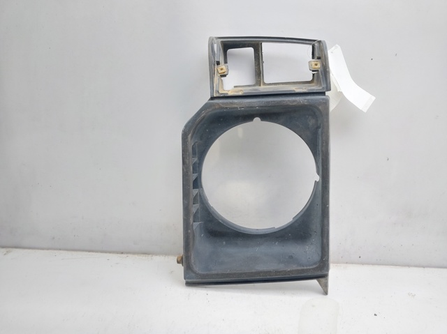 Lampa przeciwmgielna lewa/prawa MB283548 MITSUBISHI