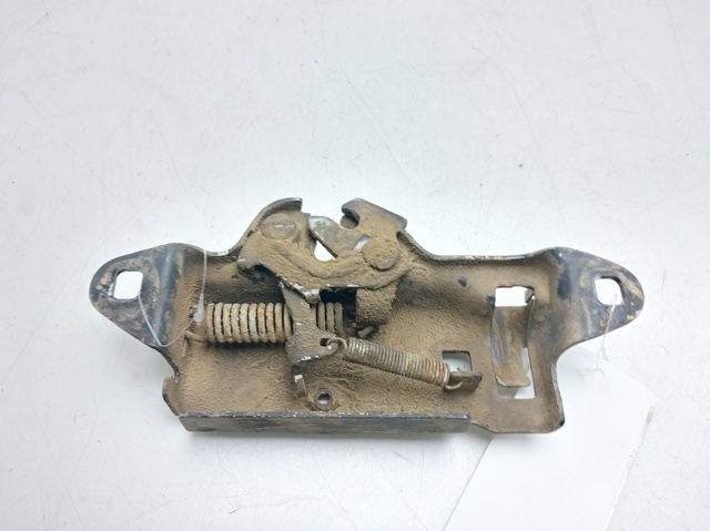 Zamek maski do Mitsubishi Pajero L04G, L14G
