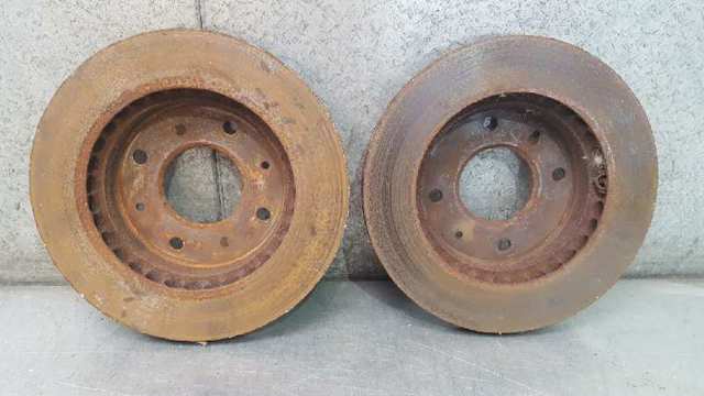 Tarcza hamulcowa przednia Mitsubishi Galant 5 E1A