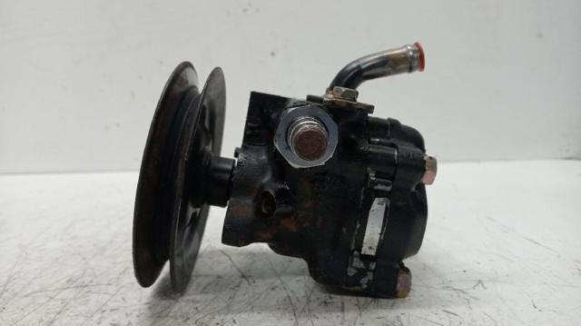 Pompa wspomagania hydraulicznego kierownicy Mitsubishi Pajero 1 L04G, L14G