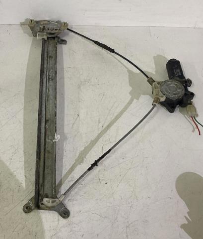 Mechanizm podnoszenia szyby drzwi przednich prawych MB517476 MITSUBISHI