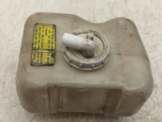 Zbiorniczek wyrównawczy układu chłodzenia MB605260 MITSUBISHI