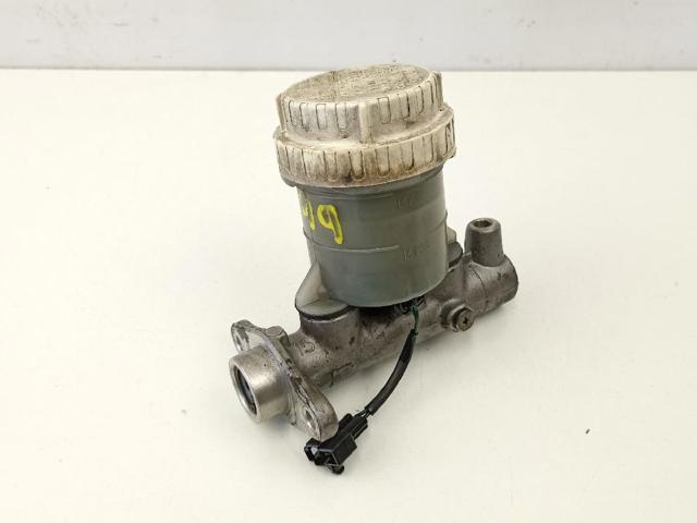 Główny cylinder hamulców MB618717 MITSUBISHI