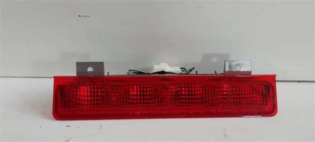 Lampa stop tylna dodatkowa do Mitsubishi Pajero K90