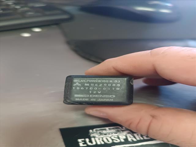 Przekaźnik kierunkowskazów MB629080 MITSUBISHI
