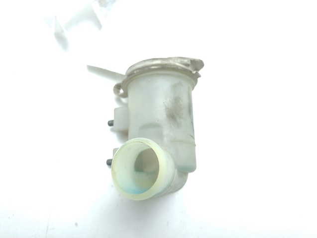 Zbiorniczek spryskiwacza szyb MB683930 MITSUBISHI