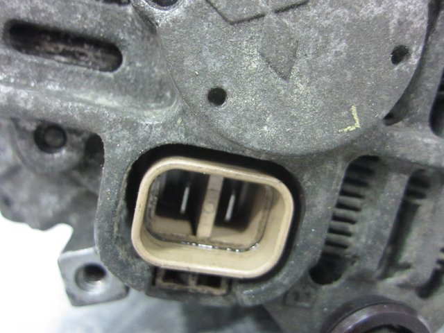 Alternator Mitsubishi Sigma F16A