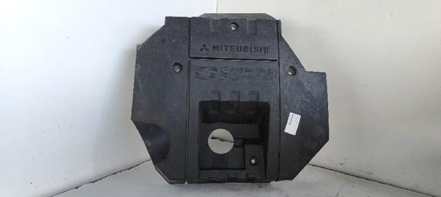 Kupić Pokrywa silnika dekoracyjna Mitsubishi Pajero III V70 w dobrej cenie