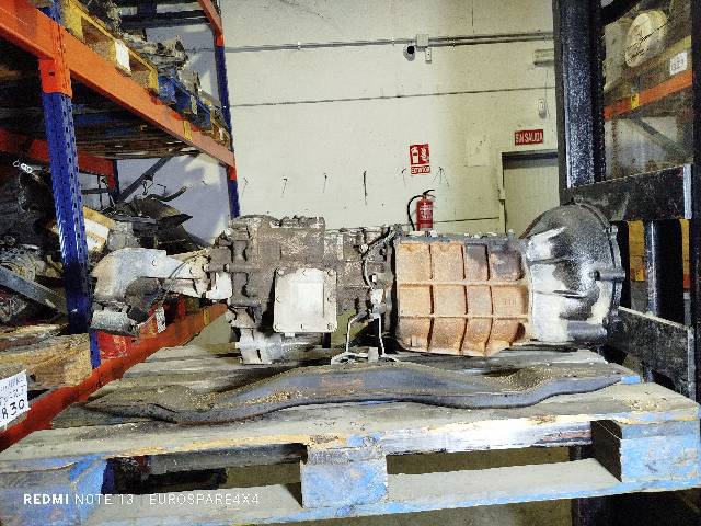Mechaniczna skrzynia biegów w komplecie ME580809 MITSUBISHI