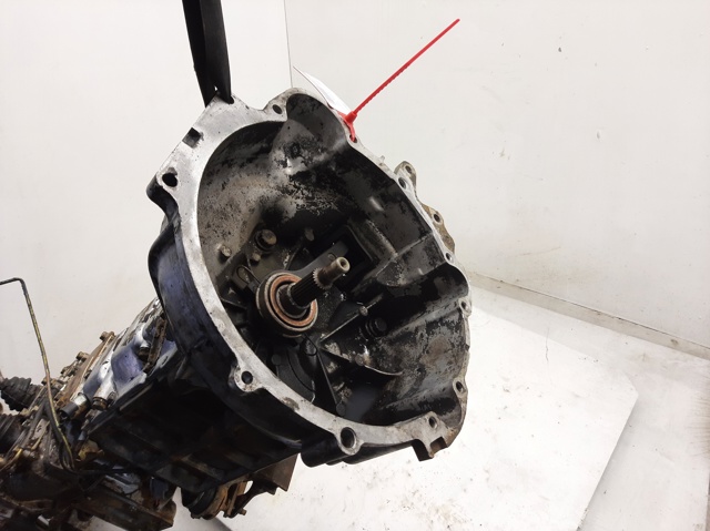 Mechaniczna skrzynia biegów w komplecie ME580819 MITSUBISHI