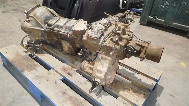 Mechaniczna skrzynia biegów w komplecie ME580819 MITSUBISHI