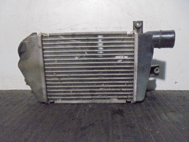 Chłodnica intercoolera MN135001 MITSUBISHI