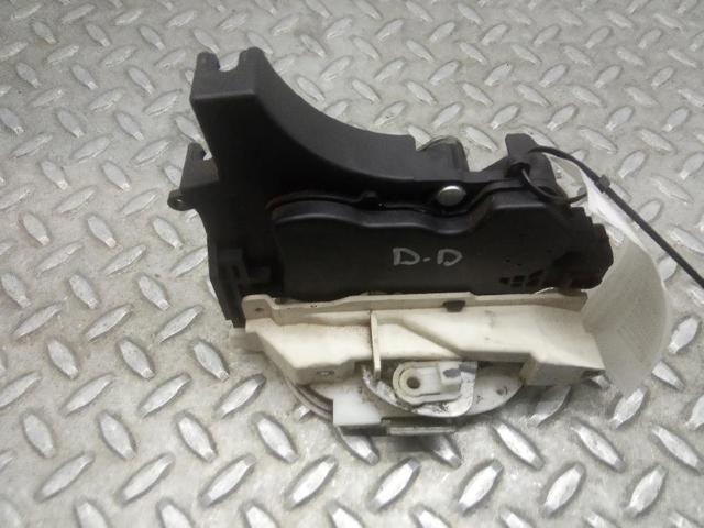 Zamek drzwi przednich prawych MN167832 MITSUBISHI