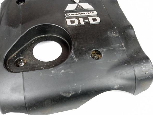 Pokrywa silnika dekoracyjna Mitsubishi L 200 4 KA, KB