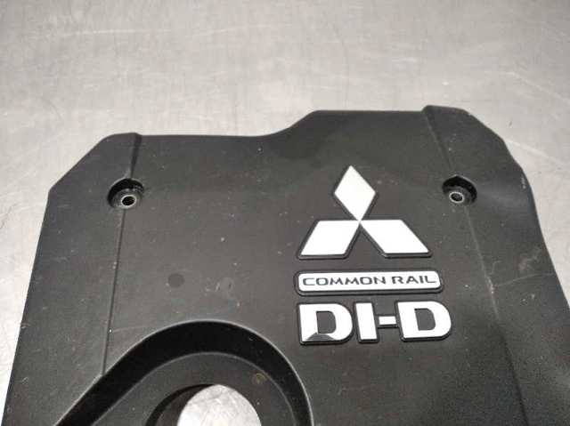 Pokrywa silnika dekoracyjna Mitsubishi L 200 4 KA, KB