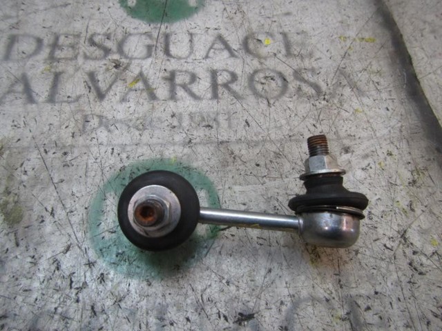 Łącznik stabilizatora tylnego MN184194 MITSUBISHI