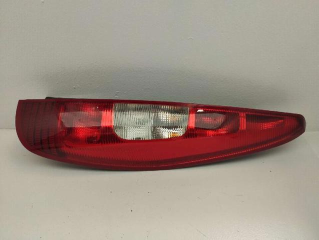 Lampa zespolona tylna prawa MN186270 MITSUBISHI