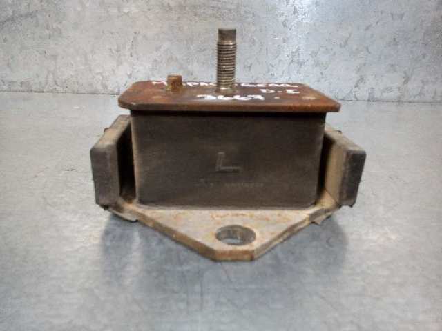 Poduszka (podpora) silnika przednia Mitsubishi L 200 4 KA, KB
