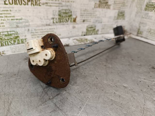 Czujnik poziomu paliwa w zbiorniku Mitsubishi L 200 3 K60, K70