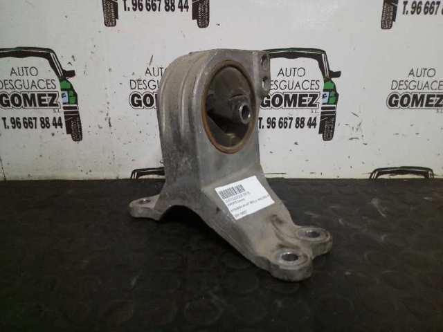 Poduszka (podpora) silnika lewa Mitsubishi Galant 8 EA