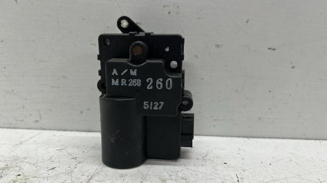 Silniczek klapy nagrzewnicy Mitsubishi Pajero K90