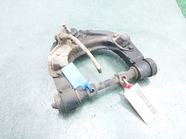 Wahacz zawieszenia przedniego prawy górny MR296094 MITSUBISHI