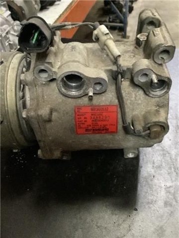 Sprężarka klimatyzacji MR360532 MITSUBISHI