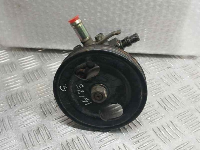 Pompa wspomagania hydraulicznego kierownicy MR374897 MITSUBISHI