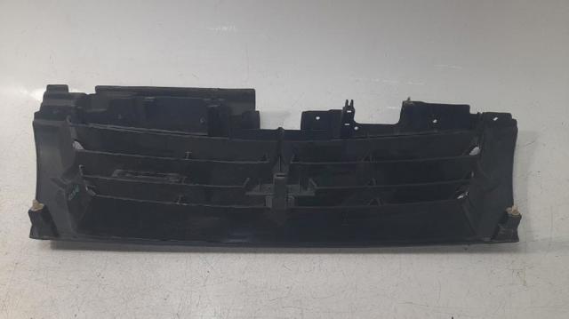 Atrapa chłodnicy Mitsubishi Pajero 3