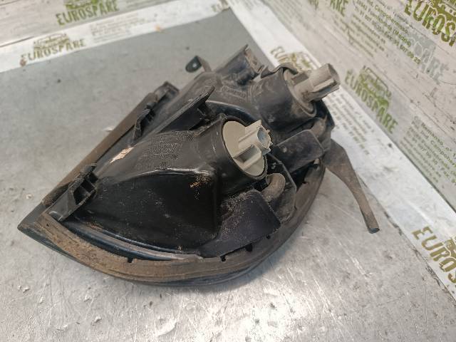 Kierunkowskaz prawy Mitsubishi Pajero V2W, V4W