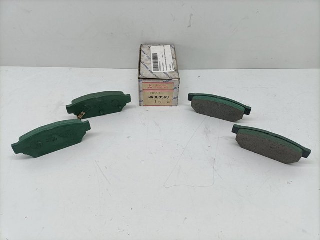 Okładziny (klocki) do hamulców tarczowych tylne MR389569 MITSUBISHI