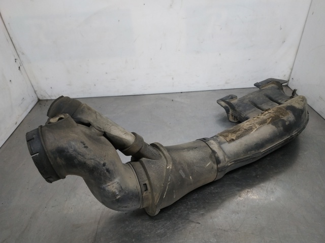 Kupić Wlot powietrza do filtra powietrza Mitsubishi Pajero III V70 w dobrej cenie