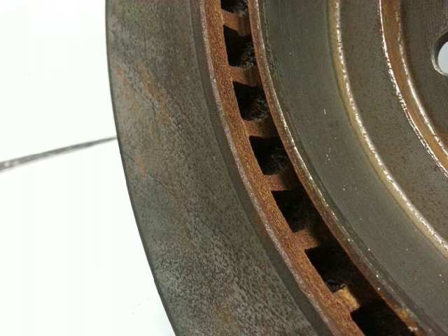 Tarcza hamulcowa tylna MR418067 MITSUBISHI