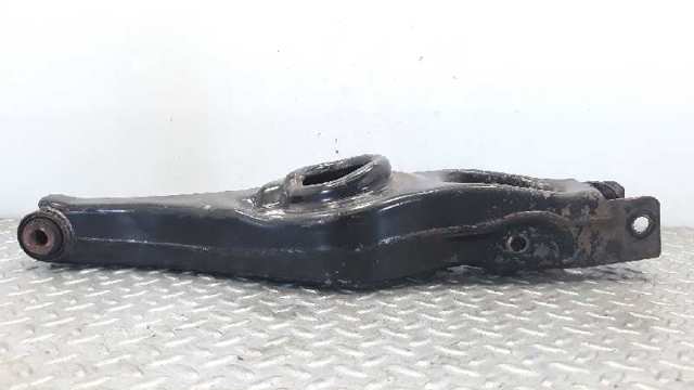 Wahacz zawieszenia tylnego dolny lewy/prawy MR418670 MITSUBISHI