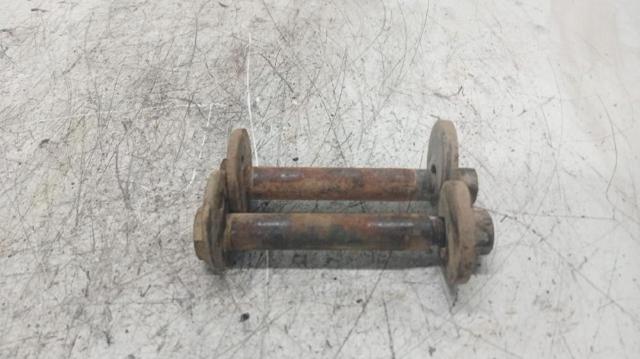 Śruba mocowania wahacza przedniego, dolnego MR418673 MITSUBISHI