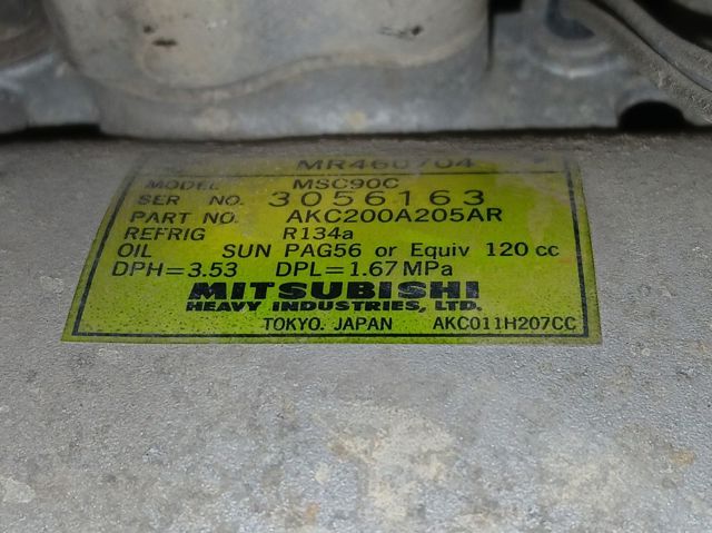 Sprężarka klimatyzacji MR460704 MITSUBISHI