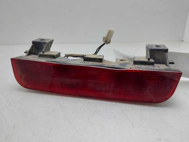 Lampa stop tylna dodatkowa MR490839 MITSUBISHI