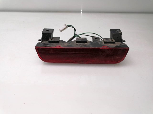 Lampa stop tylna dodatkowa MR490839 MITSUBISHI