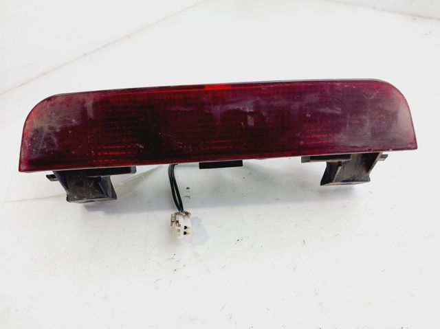 Lampa stop tylna dodatkowa MR490839 MITSUBISHI