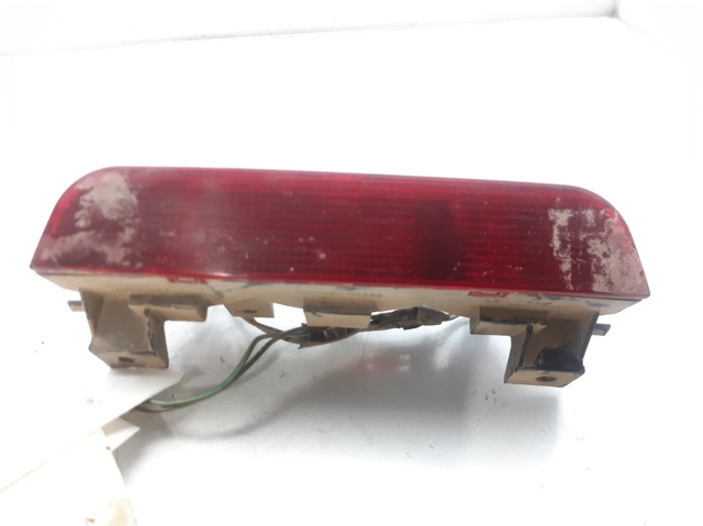 Lampa stop tylna dodatkowa MR490839 MITSUBISHI