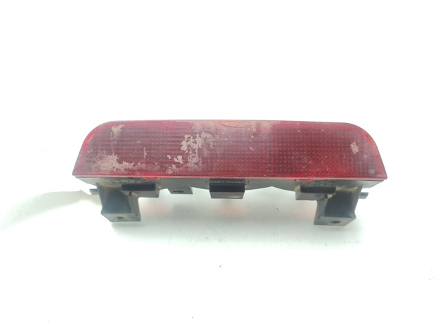 Lampa stop tylna dodatkowa MR490839 MITSUBISHI